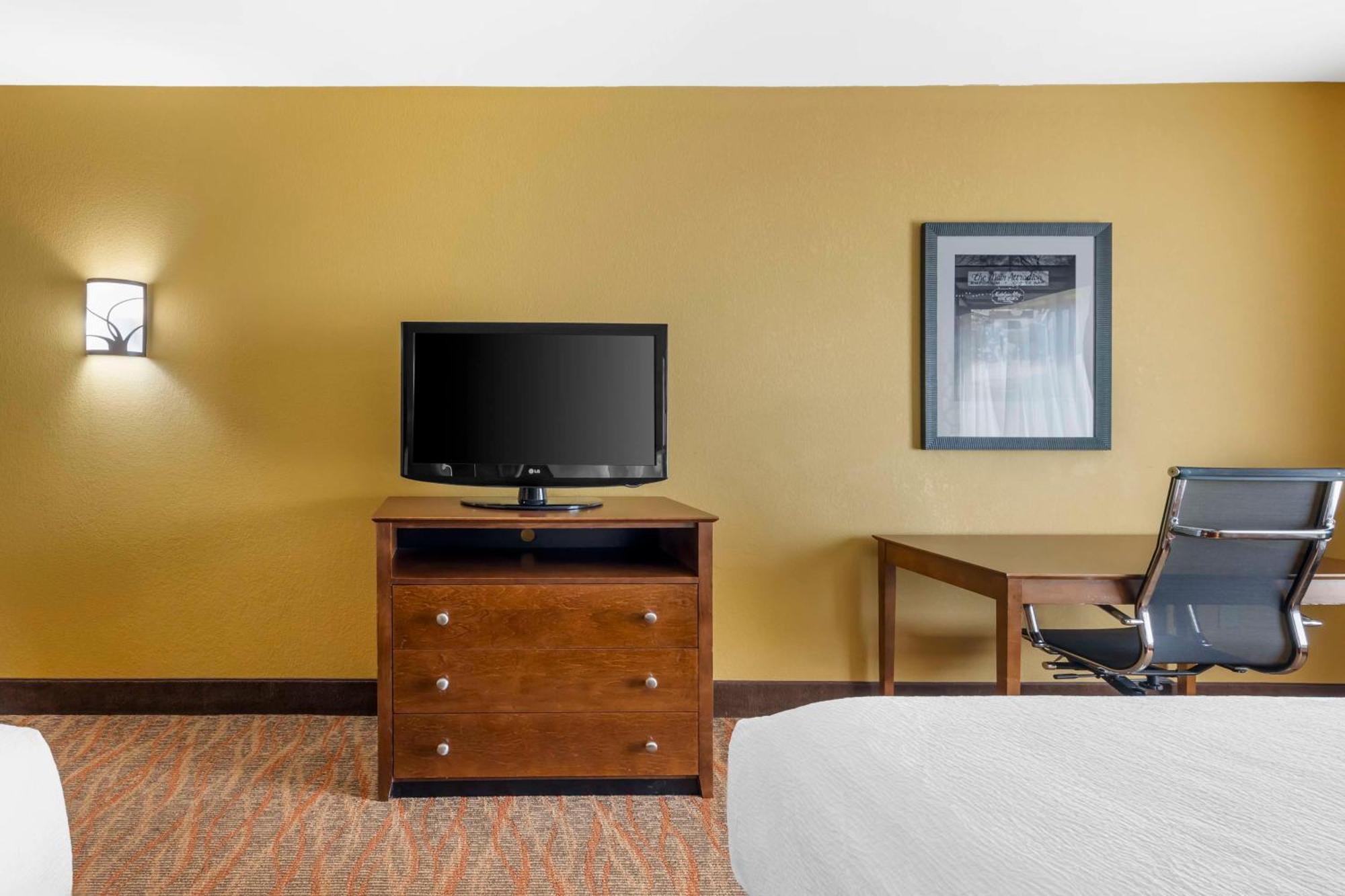 Best Western Plus Tupelo Inn & Suites Luaran gambar