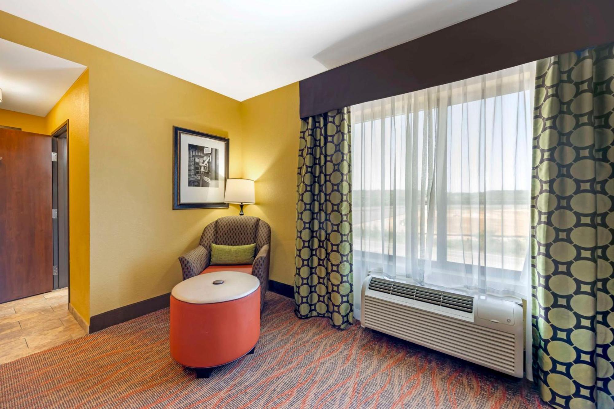 Best Western Plus Tupelo Inn & Suites Luaran gambar